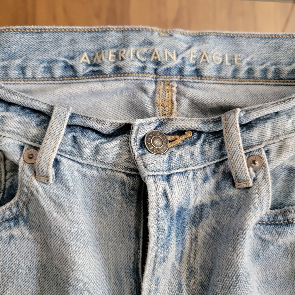 AE Short Jeans - Picture 3 of 7